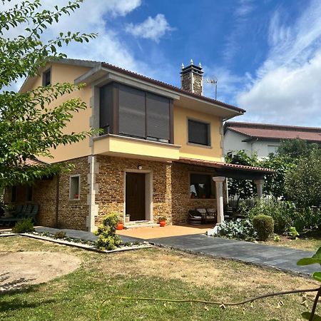 Vivienda Turistica Os Galegos En Palas De Rey Palas de Rei Exterior foto