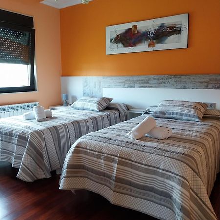 Vivienda Turistica Os Galegos En Palas De Rey Palas de Rei Exterior foto